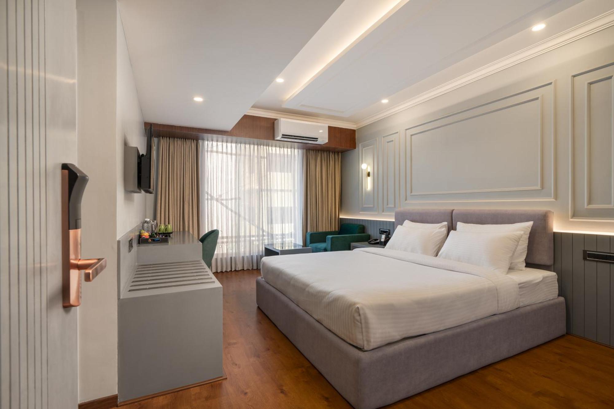 Pelican Inn Bangalore Exteriör bild